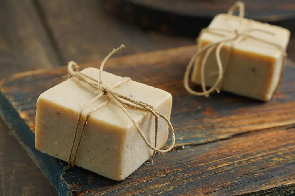 Natural Care & Fragrances | العناية الطبيعية والعطور