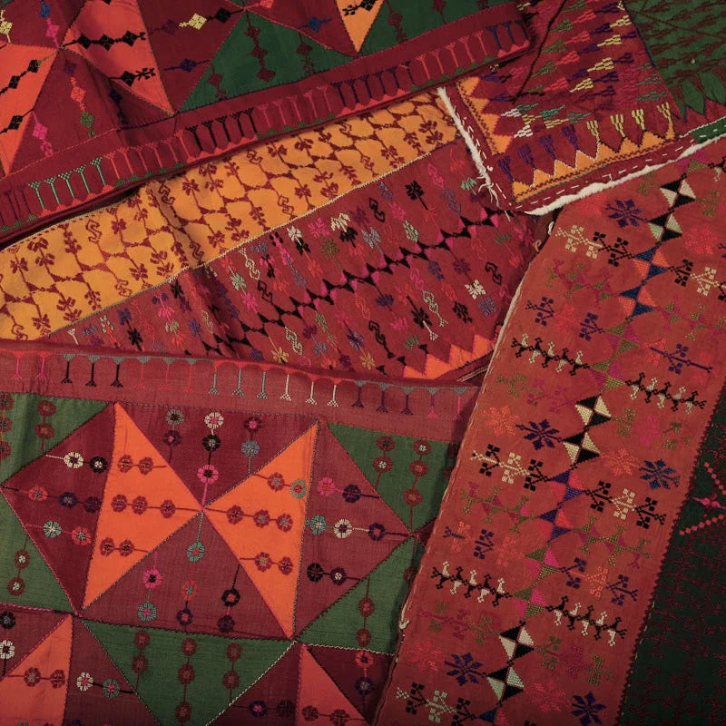 Clothing, Fabrics & Apparel | الملابس، الأقمشة والأزياء